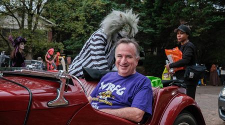 2025-10-19 WRFG - L5P Halloween Parade - Mike Rose